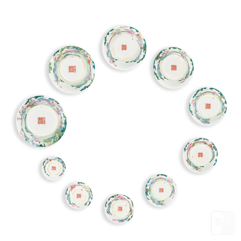 A set of famille-rose 'immortals' cups, Marks and period of Jiaqing | 清嘉慶 粉彩群仙祝壽套杯 《嘉慶年製》款 - 图3